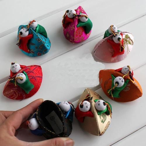 Creative Small Shell Child Gift Box Vintage Leuke Zijde Brocade Kleurrijke Sieraden Ring Opbergdozen Kartonnen Verpakking Case / 