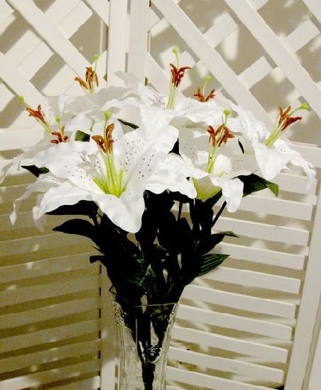 9 têtes / bouquet de fleurs de lys artificiel Faux Lily fleur grappes de crème / rose deux couleurs pour les fleurs de mariage décoratives