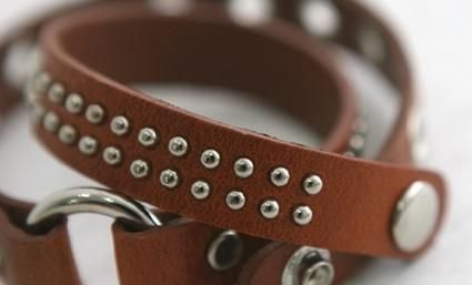 Hot Sales Fashion Rivet Leather Bracelets Vintage Rsonalized Design Women's Brand New 