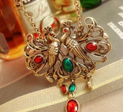 Heet vintage persoonlijkheid pauwvorm vorm trui keten edelsteen lange ketting mode dames / 