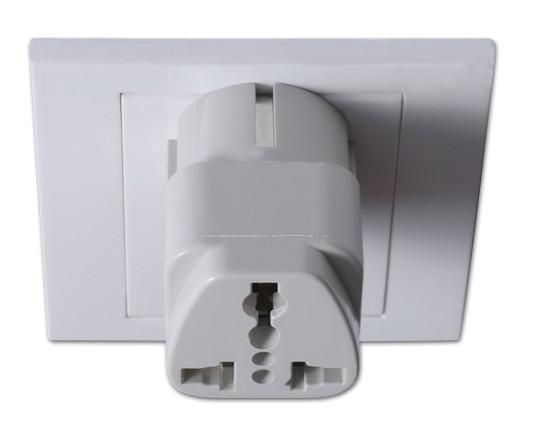 2015 New Universal AU UK US To EU AC Power Socket Plug Charger Adapter