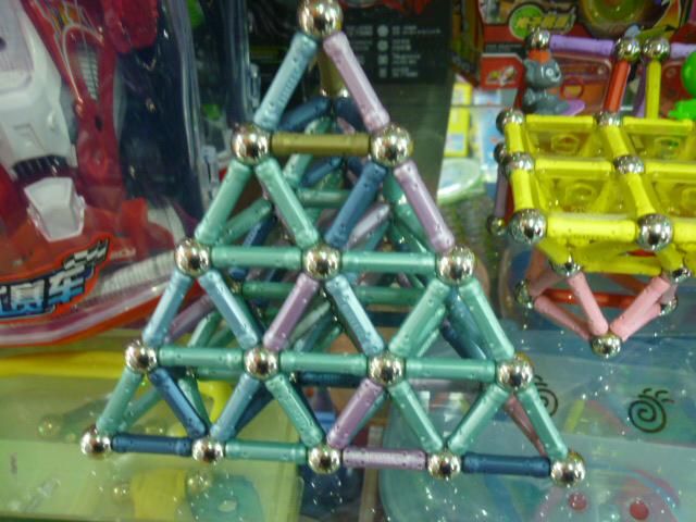 toys geomag