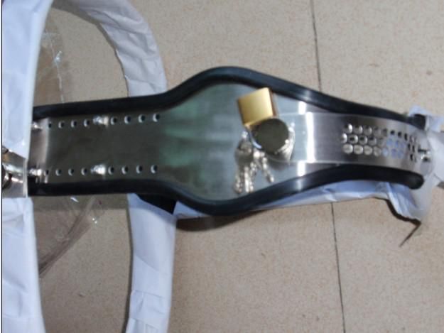 Modell-T Stainless Steel Kvinna Justerbart Premium Chastity Belt med ett låsskydd Avtagbart