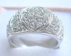 Charm silver Crystal Love Ring Size: 6. 7. 8. 9 Free
