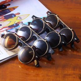 New Classic Steampunk Goth Brillen Brille Runde Flip Up Sonnenbrille Vintage-Mode-Accessoires Wholesle
