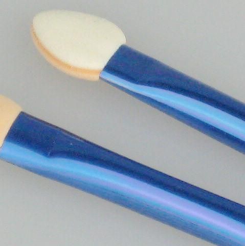 / lote herramienta de aplicador de esponja con brocha de maquillaje de sombra de ojos: mango doble de metal azul 60 mm R650