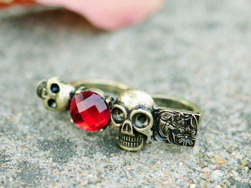 2011 New Vintage red gemstone rings personality ruby Skull flower double ring best selling 