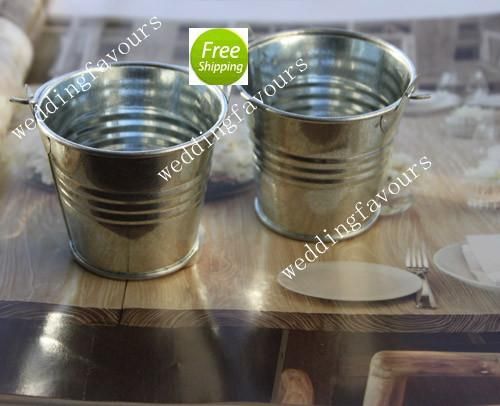 with Mini Pails, Wedding favors, mini pails,tin candy box,Galvanized tin pails favors