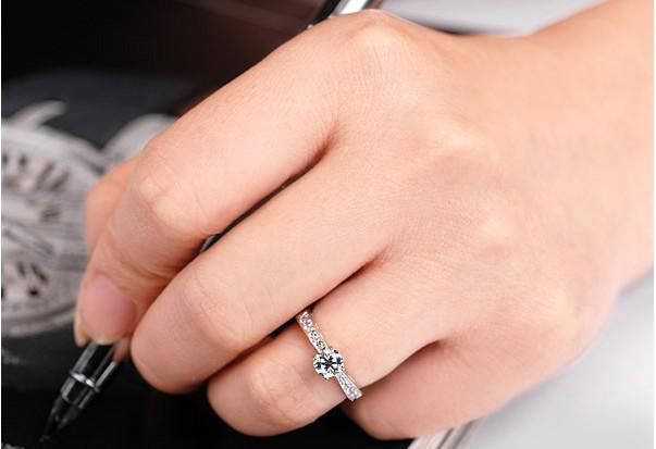 2014 мода 925 серебряное обручальное кольцо обручальные кольца швейцарские бриллиантовые кольца День Святого Валентина подарки