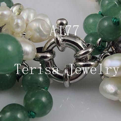 Art und Weise mischt Farbe 7rows Jadekristallkorne Silberkorne Perlenhalskette Weihnachtsgeschenkschmucksachen A177