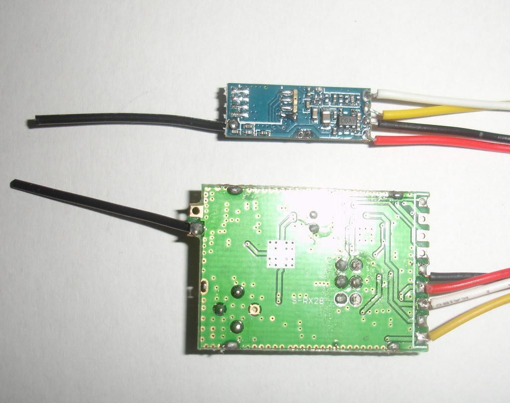 4 channel 2.4 ghz transmitter and receiver