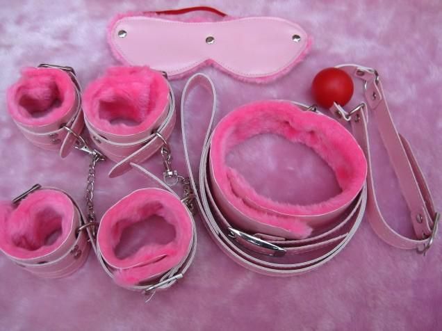 Sexspielzeug-Couple. Adult Produkte.: Handschellen + Eisen + Halsbänder + Auge + Mund gefüllt