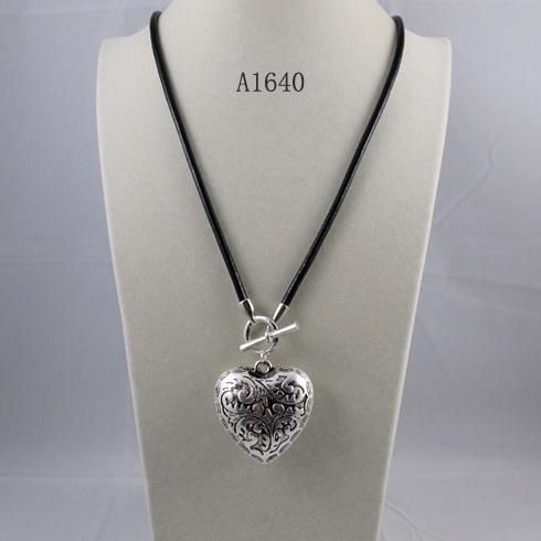 collar de joyas de diseño especial corazón de plata negro Collar de cadenas de cuero collar de 31'' pulgadas de largo
