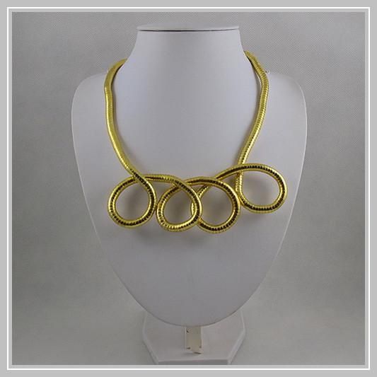 Heißer Verkauf Trendige biegsame „Schlangen“-Halskette Biegbare biegsame Twisty-Modeschmuck-Halskettenarmband A1676