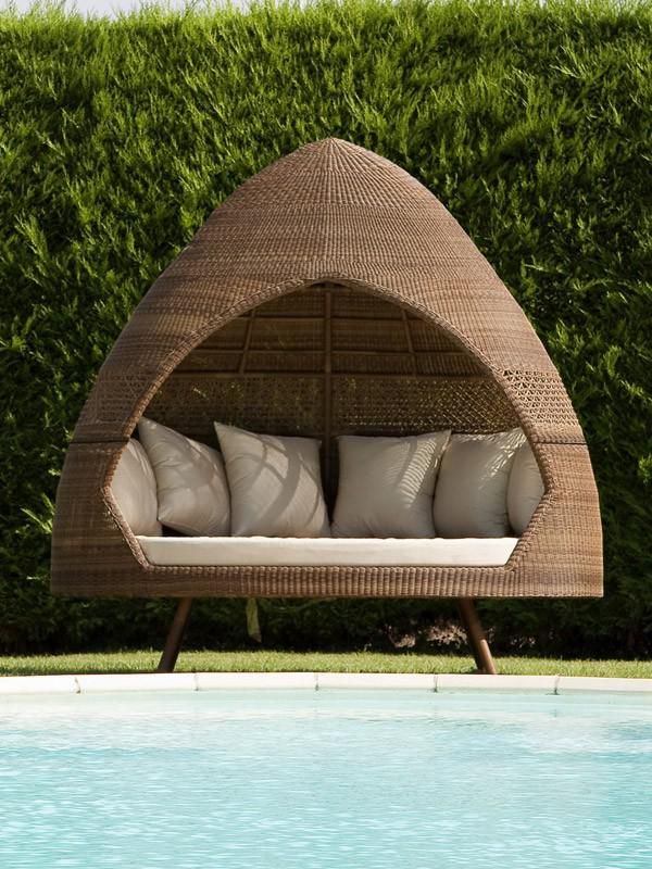outdoor hut day bed pe rattan garden furniture
