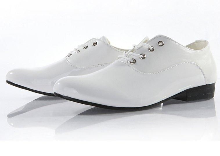 white pointed shoes mens