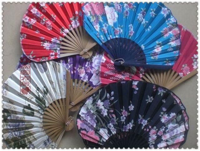 Bärbar Fancy Folding Silk Cloth Hand Fan Hantverk Gåvor Vuxen Japansk stil Dansfläktar 10 st / parti