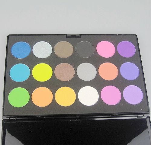 lot Pro 18 couleurs miroitant mat fard à paupières Palette ombre à paupières maquillage fard à paupières suite longue durée 330621456271