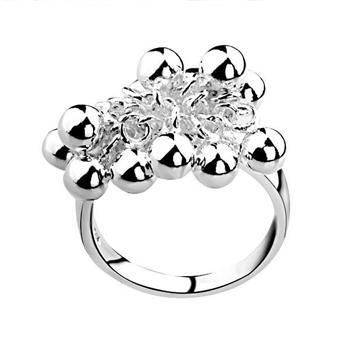 Wholesale - - Retail lowest price Christmas gift 925 silver Rings Grape ring Europe and America silver ball ring jewelry R016