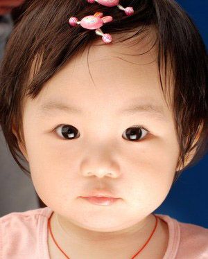 Cute babe hair puling Cute babe hair puling