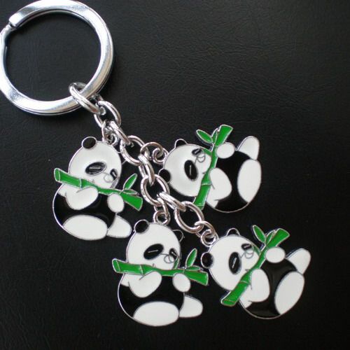 Hot-Sell Key Ring Zinc Alloy Keychain med 4 Panda Charms, 50st / Gratis Express Leverans CK0072