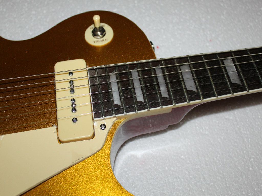 Новый золотой топ с 2 пластиковые пикапы электрогитара Оптовая гитары