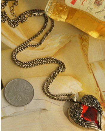 Collane lunghe pendenti con gemme rosse vintage Collane lunghe Catena a forma di maglione a forma di cuore 20pz