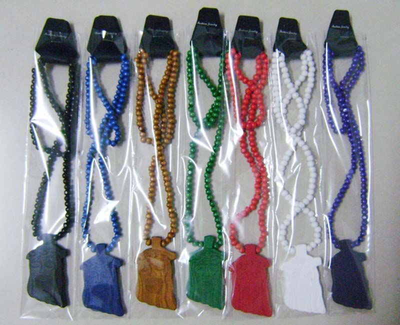 Multicolor Promotion Goodwood Collier HIP HOP perles de chapelet de Jésus Pendentifs Collier Bonne usine de bois Prix Livraison gratuite