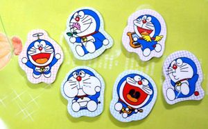 Doraemon Box großhandel-Freies Schiff Stücke gemischte Dora Doraemon Karikatur Radiergummi Bleistift Radiergummi Bürozubehör In Netter Geschenk Kasten