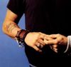 I doppi braccialetti di cuoio genuini dei 2012 nuovi uomini PUNK del braccialetto possono dividere l'ordine 10pcs della miscela dell'inarcamento della cintura