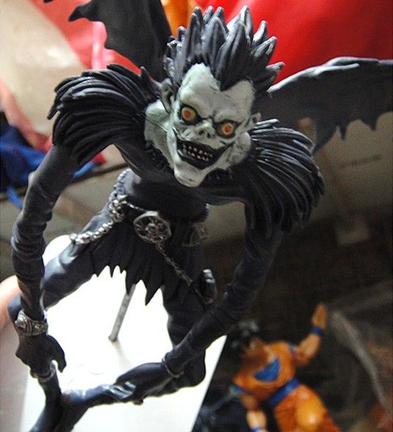 figurine ryuk light