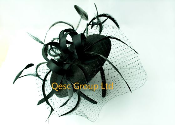 تصميم جديد لباس أسود ورأى قبعة fascinator لحفل زفاف الكنيسة سباق الحزب مع الريش والحجاب.