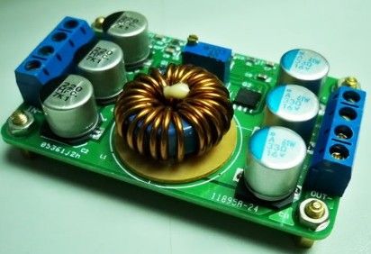 DC-DC Buck Step-down Converter Module 16-40V tot 1.0-12V 6A Hoog rendement