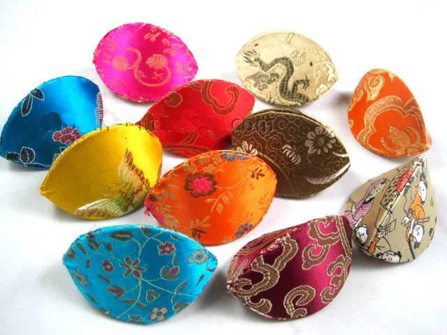 Cute Cheap Mini Shell Shaped Jewelry Case Unique Rustic Ring Gift Box Chinese Silk brocade Cardboard Packaging Boxes Coin Storage 2056