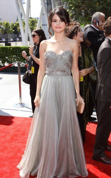 Modern Selena Gomez Sheath Column Sweetheart Beading Chiffon Gray ...