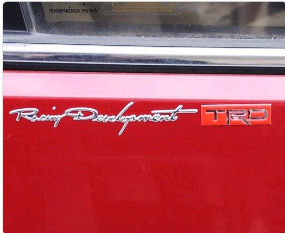 50PRManiglia morbida in PVC Cool car sticker Decal TRC Car Emblem Eadge Adesivi divertenti economici sull'auto