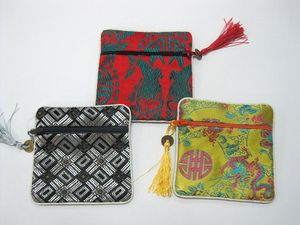 Stock Luxury Gift Bags Wholesale size 11x11cm Silk Printed Tassel Zip Wrapping Mix Color 50pcs Free