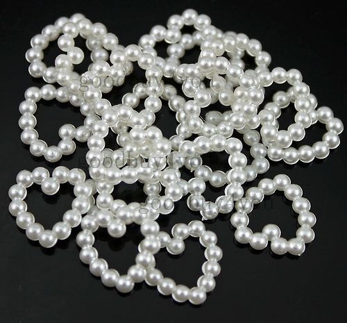 200 Stück weiße Perlen in Herzform für Hochzeitskarten, 11 mm