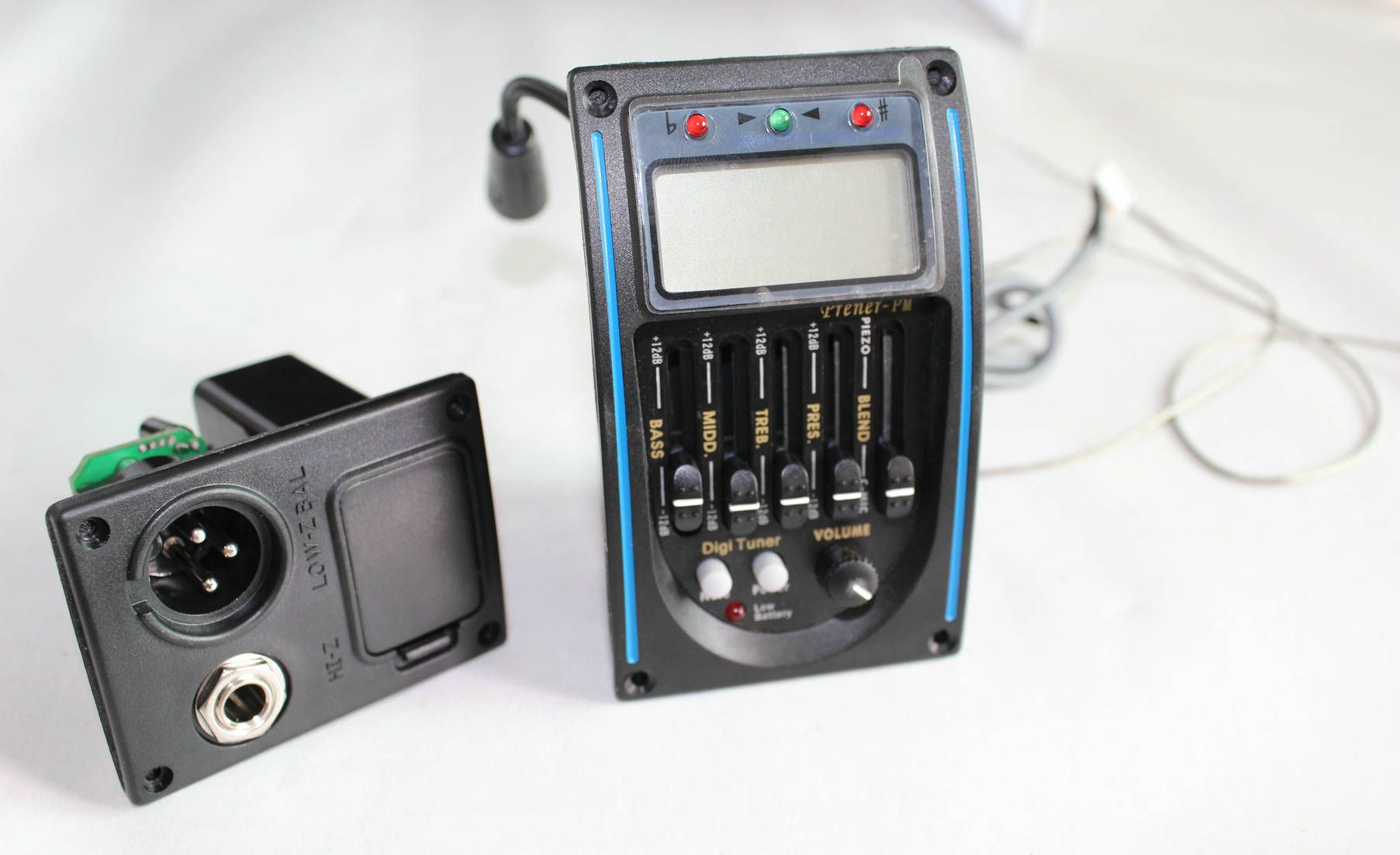 5 Band Equalizer Ton Abnehmer Akustik Gitarren VorverstäRker Tuner mit LCD L8W8