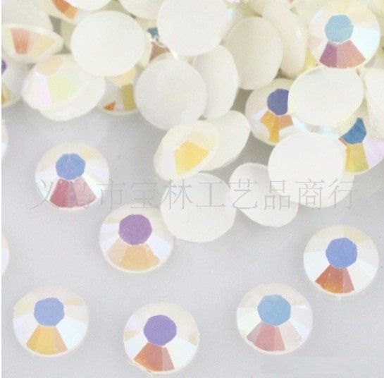 2000 sztuk 3mm Żywica Jelly White Ab Koraliki Flatback 14-aspekty Scrapbooking Zdobienie Craft DIY