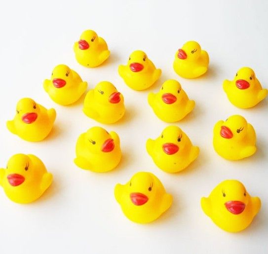 Hot! Baby Bath Toy Mini 4cm Rubber Ducks Toys Sounds Duck With From