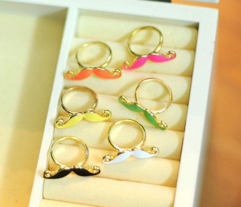 100 stks * hot koop kleurrijke snor vinger ring goedkope sieraden mooie baard