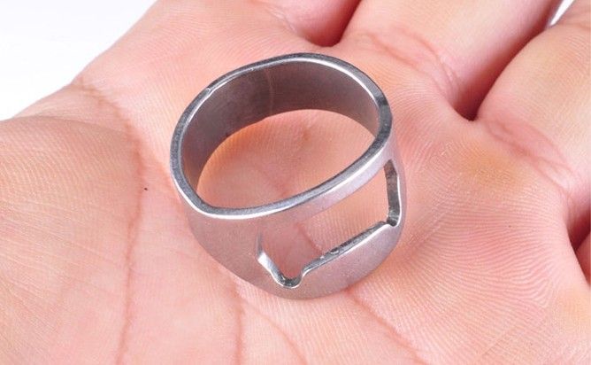 Creative Mini Portable 3 Storlekar Ölfingerflaskaöppnare Rostfritt Stål Metallfinger Thumb Ring Bar Pub Tool KD1