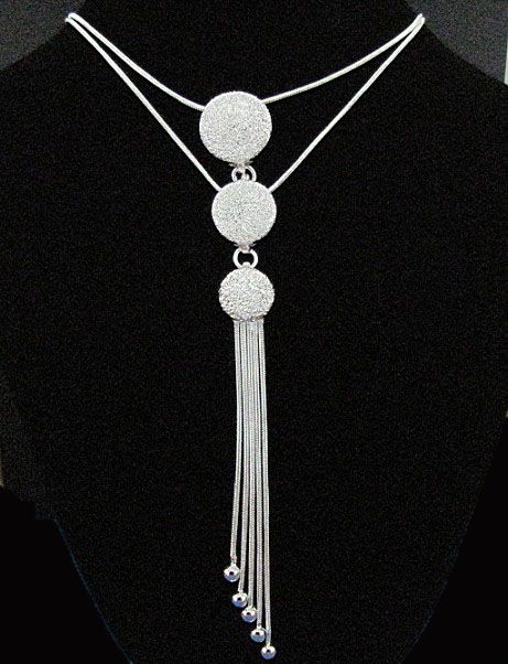Gratis frakt med spårningsnummer Bästa mest heta säljer kvinnors känsliga gåva smycken 925 silver 3 pärltasslar halsband