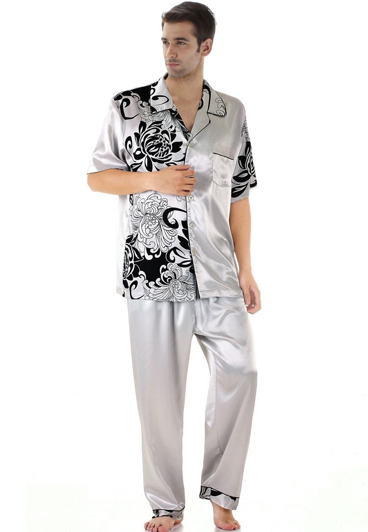 New Silk Lovers Pajamas Sexy Straps Nightdress Set Men Sleepwear Nice ...