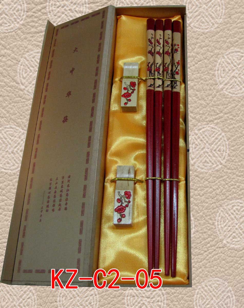 刻まれたユニークな箸ギフトボックスセットハイエンド中国の木製2セットパック1set2pair 7587691