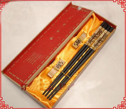 Luxury Chopsticks Engraved Panda Design Gifts Box 2 Sets /pack (1set=2pair) Free