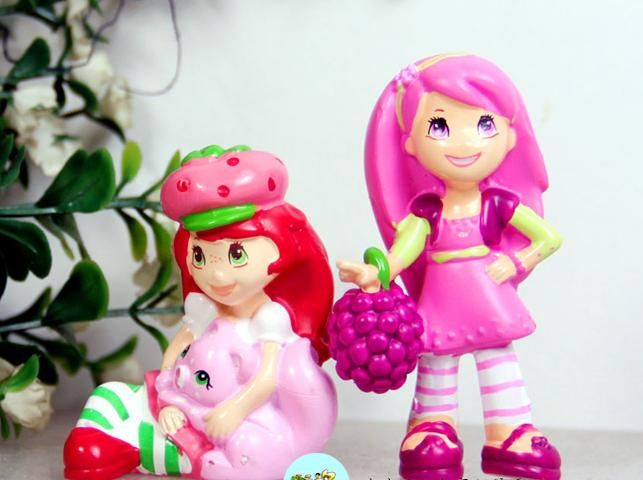 strawberry shortcake figures