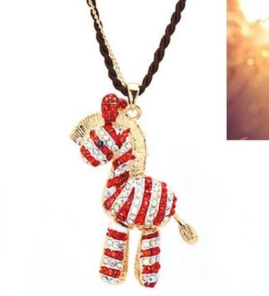 Moda Gold Bated Rhinestone Hollow Out 3D Zebra Gym Horse Horse Chain Long Chain Black Red