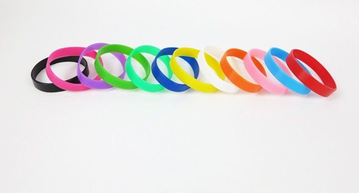 Hot New HOT Selling Direction Silicone Wristband Bracelet Mix Design Bracelets 411